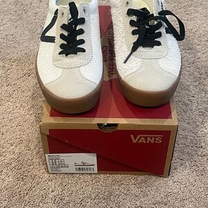 Van Sport Low Women's 8.5